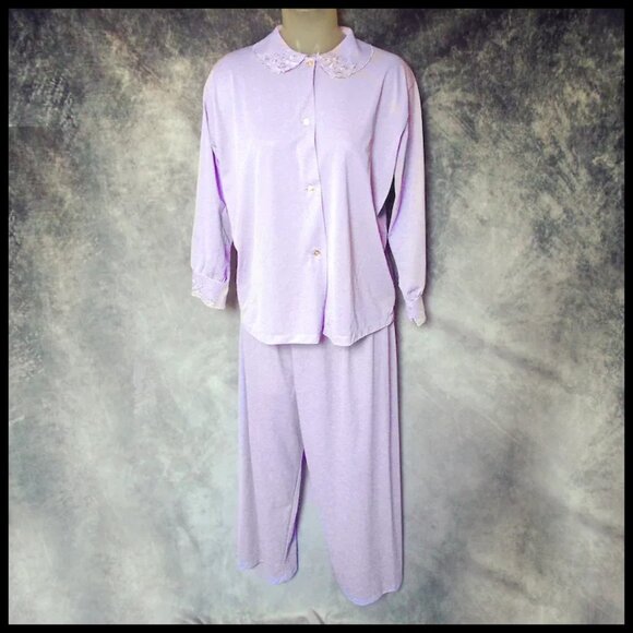 Vintage Nylon Pajamas Large Lavender PJs with Embroidered Details VFG 50s - Picture 10 of 16